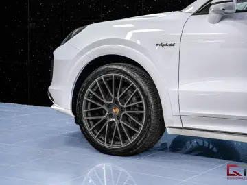 Cayenne E-Hyb Coupé PlatinumEdt SportDesign 22