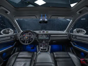 Cayenne E-Hyb Coupé PlatinumEdt SportDesign 22