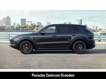 Cayenne GTS Pano BOSE Matrix HeadUp AHK HomeLink