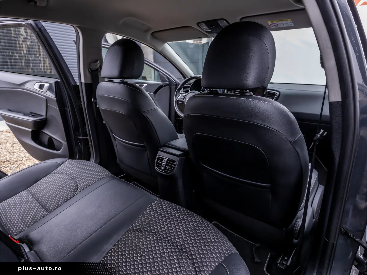 KIA XCeed 1.6 GDI DCT6 OPF Vision-BUSINESS LINE 2022