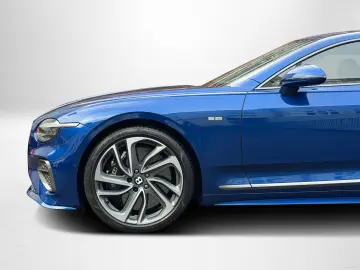 Continental GT SPEED V8 HYBRID First Edition