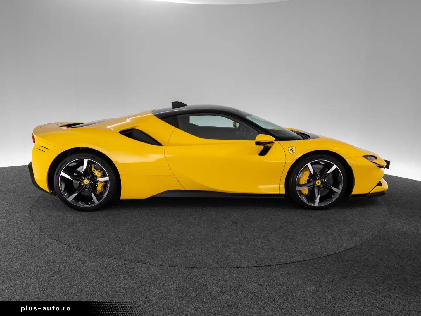 SF90 Stradale FERRARI SINGEN