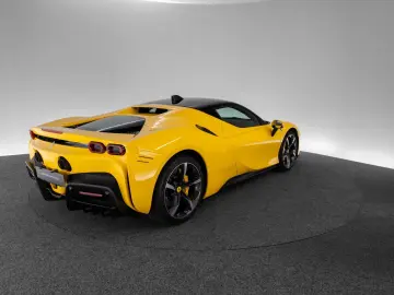 SF90 Stradale FERRARI SINGEN