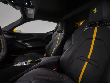 SF90 Stradale FERRARI SINGEN