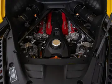 SF90 Stradale FERRARI SINGEN