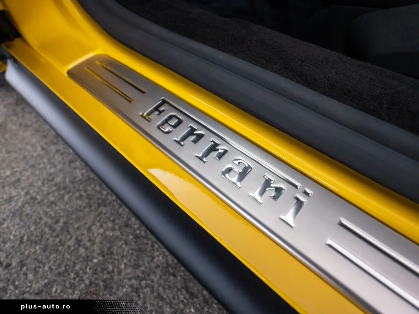 SF90 Stradale FERRARI SINGEN