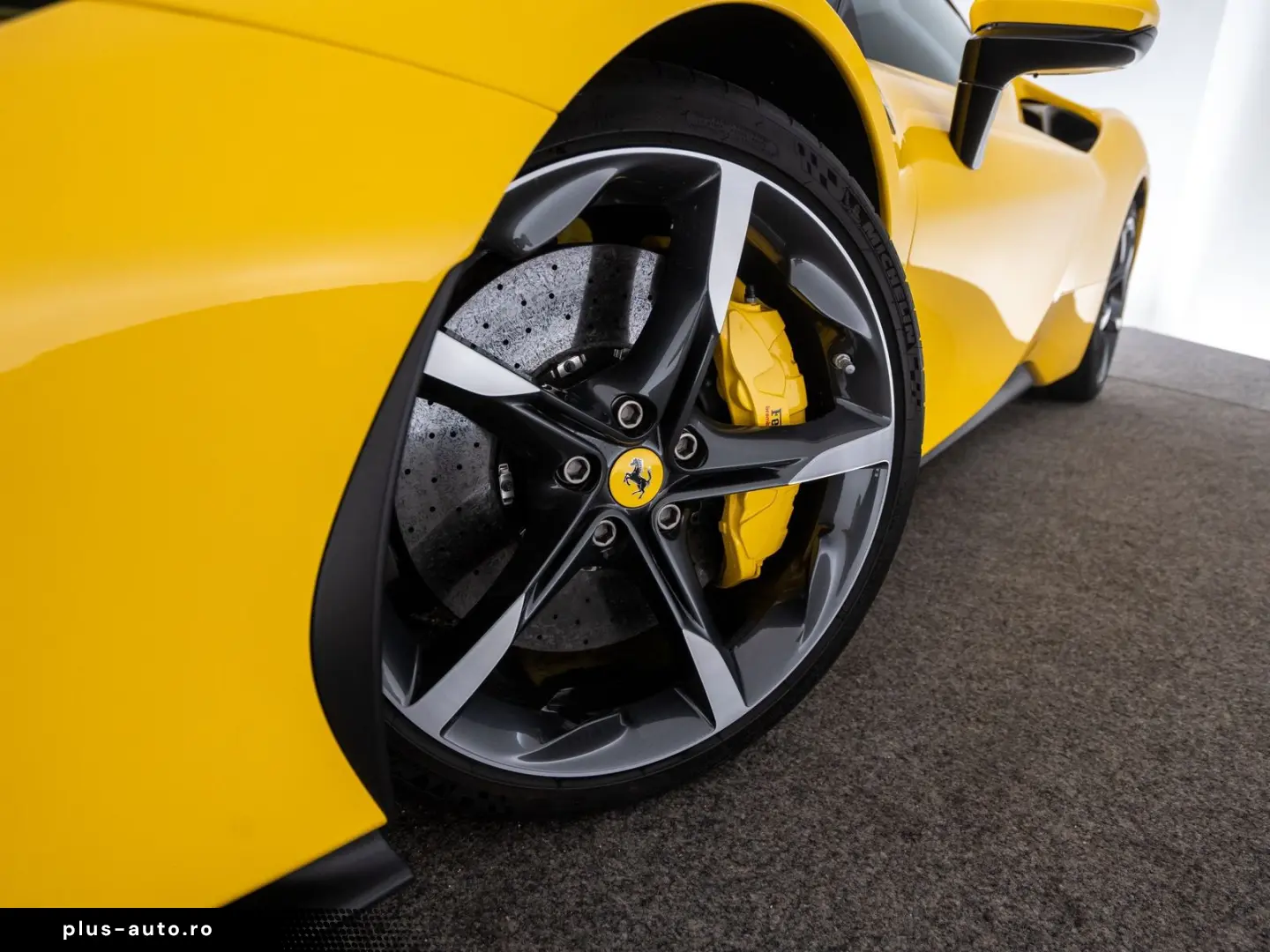 SF90 Stradale FERRARI SINGEN