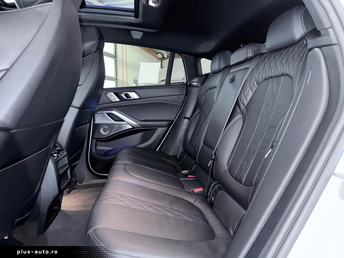 X6 40d xDrive-M Sport Sky AHK 360 HUD B&W Iconic