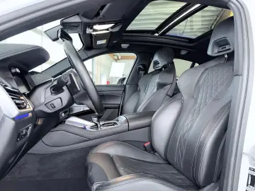 X6 40d xDrive-M Sport Sky AHK 360 HUD B&W Iconic