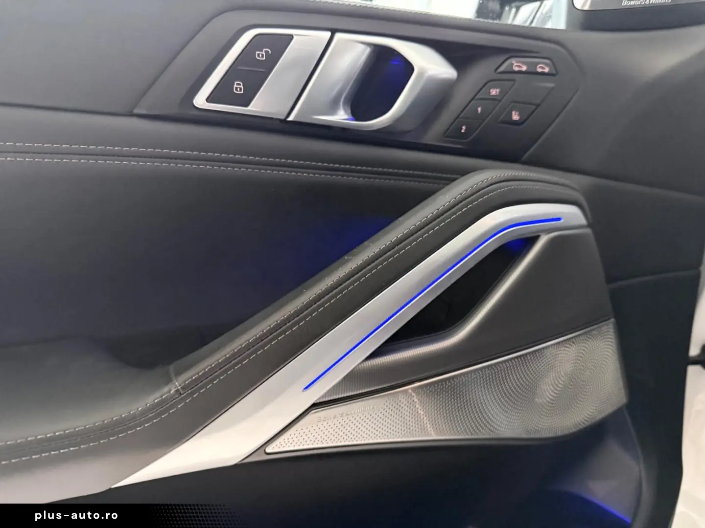 X6 40d xDrive-M Sport Sky AHK 360 HUD B&W Iconic