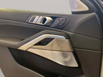 X6 xDrive40d M Sport Massage Bowers & Wilkins