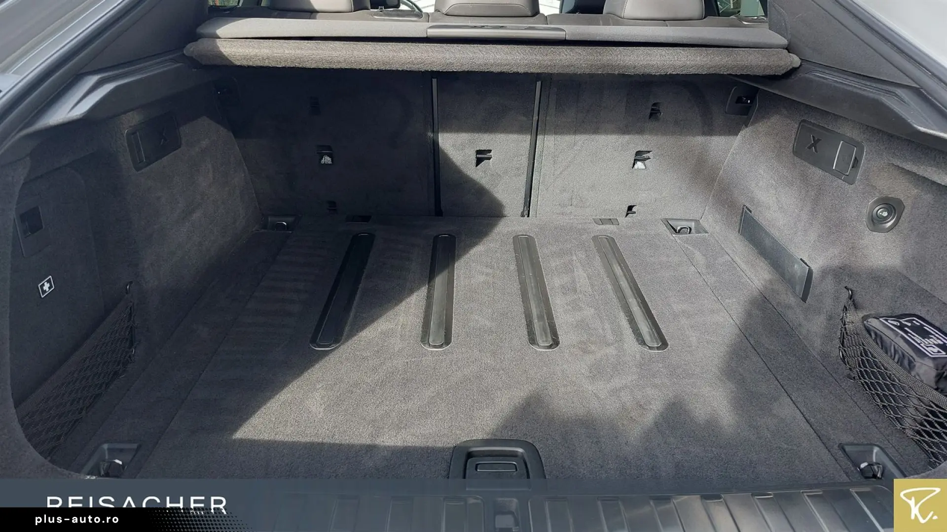 X6 xDrive30dA M-Sport Pano AHK DAPro StHzg LM22