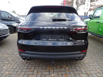 Cayenne S-BOSE-Matrix-LED-Panorama