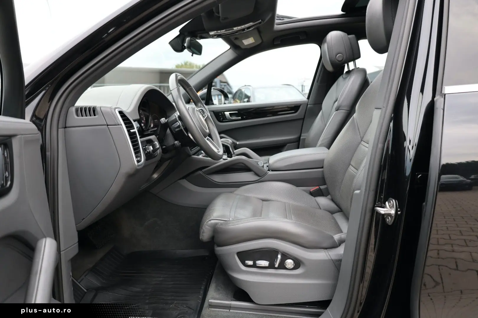 Cayenne E-Hybrid Head Up Matrix LED ACC Panorama