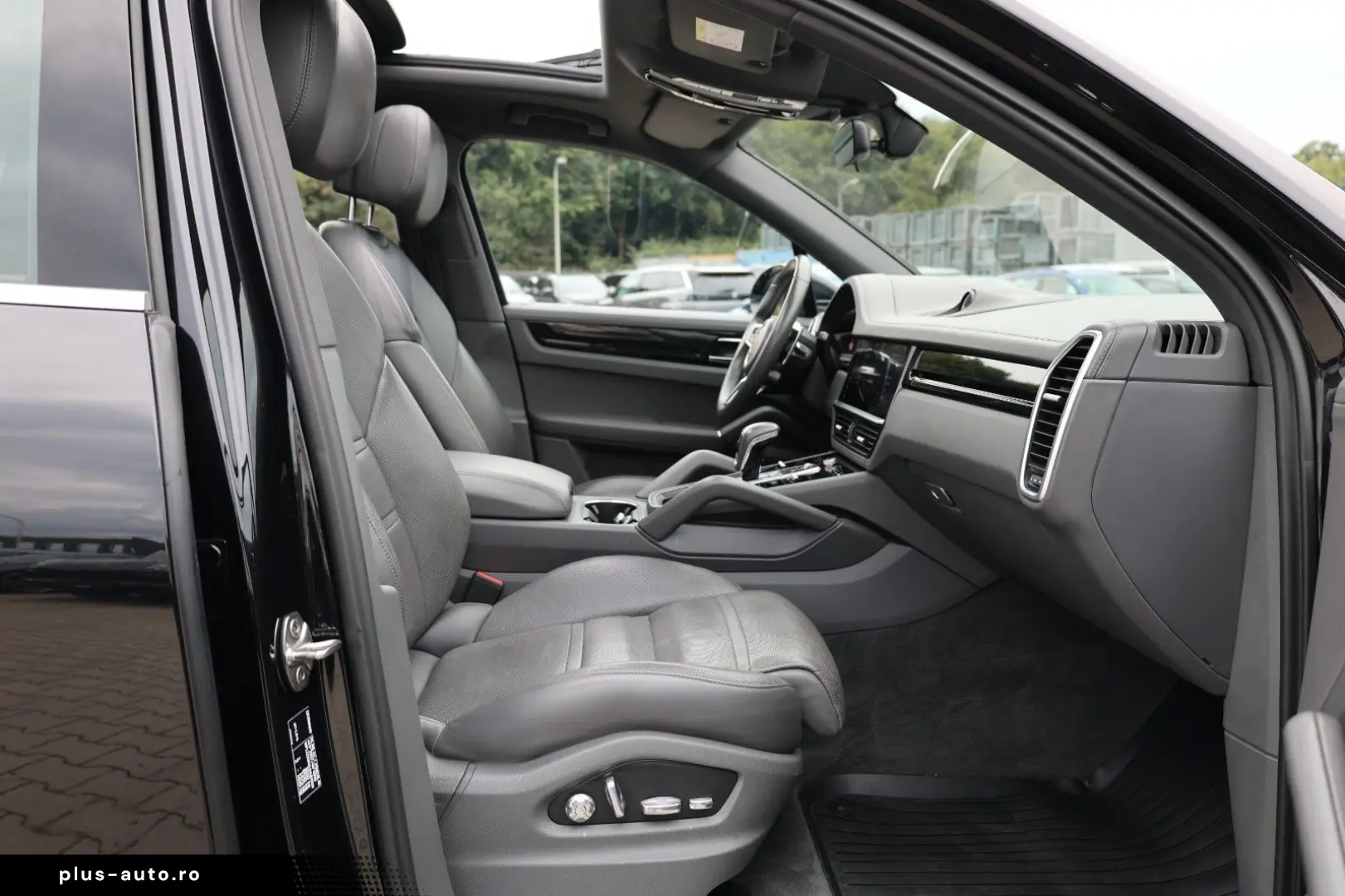 Cayenne E-Hybrid Head Up Matrix LED ACC Panorama