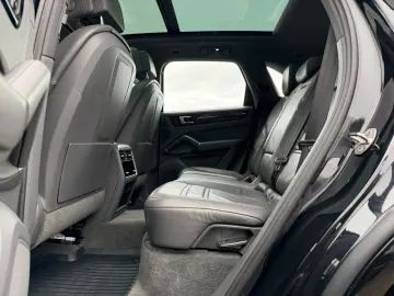 Cayenne E-Hybrid Head Up Matrix LED ACC Panorama