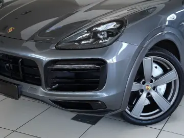 Cayenne Hy HUD InnoDr Approved 07.26 SportDesign