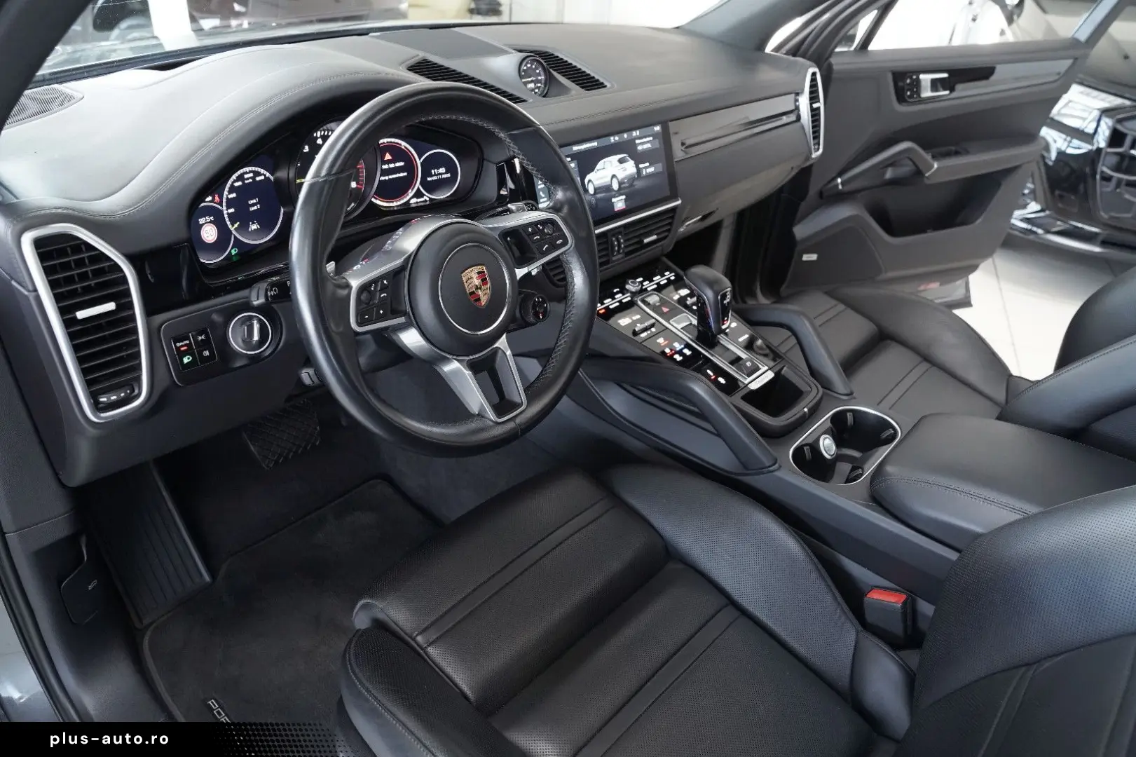 Cayenne Hy HUD InnoDr Approved 07.26 SportDesign