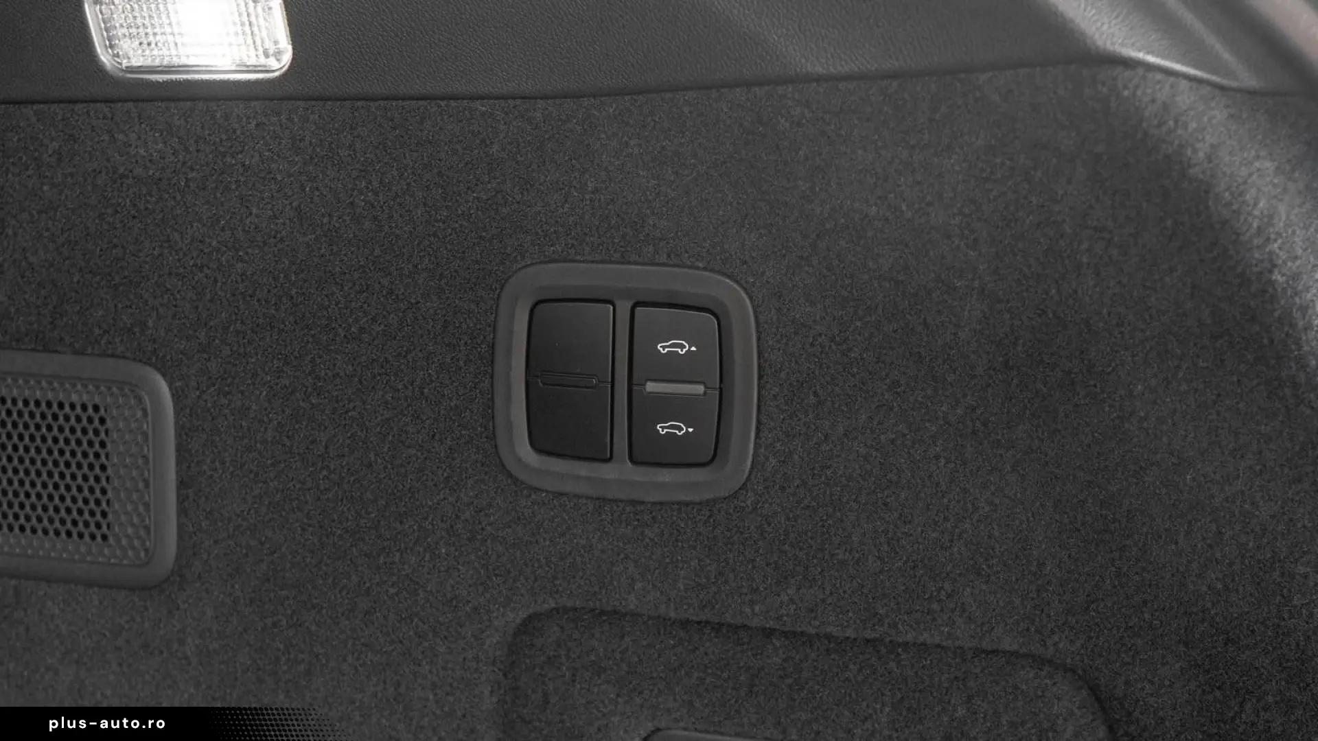 Cayenne PLATINUM   KAM TOT BOSE