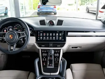 Cayenne PLATINUM   KAM TOT BOSE