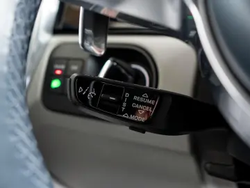 Cayenne PLATINUM   KAM TOT BOSE