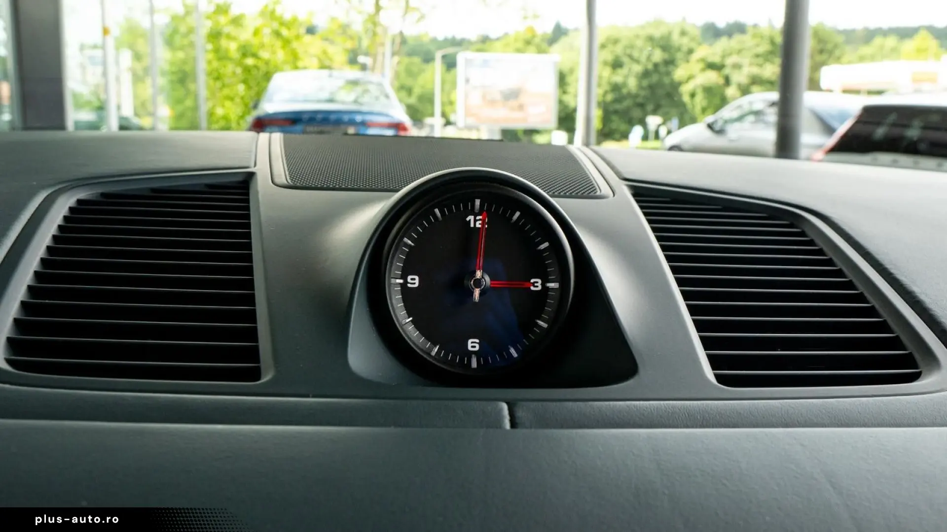 Cayenne PLATINUM   KAM TOT BOSE