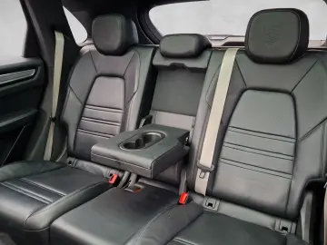 Cayenne S Platinum SportDesign HALenk Standh 18w