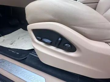 Cayenne Platinum Edition 1 Hand wenig KM