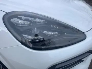 Cayenne Platinum Edition 1 Hand wenig KM