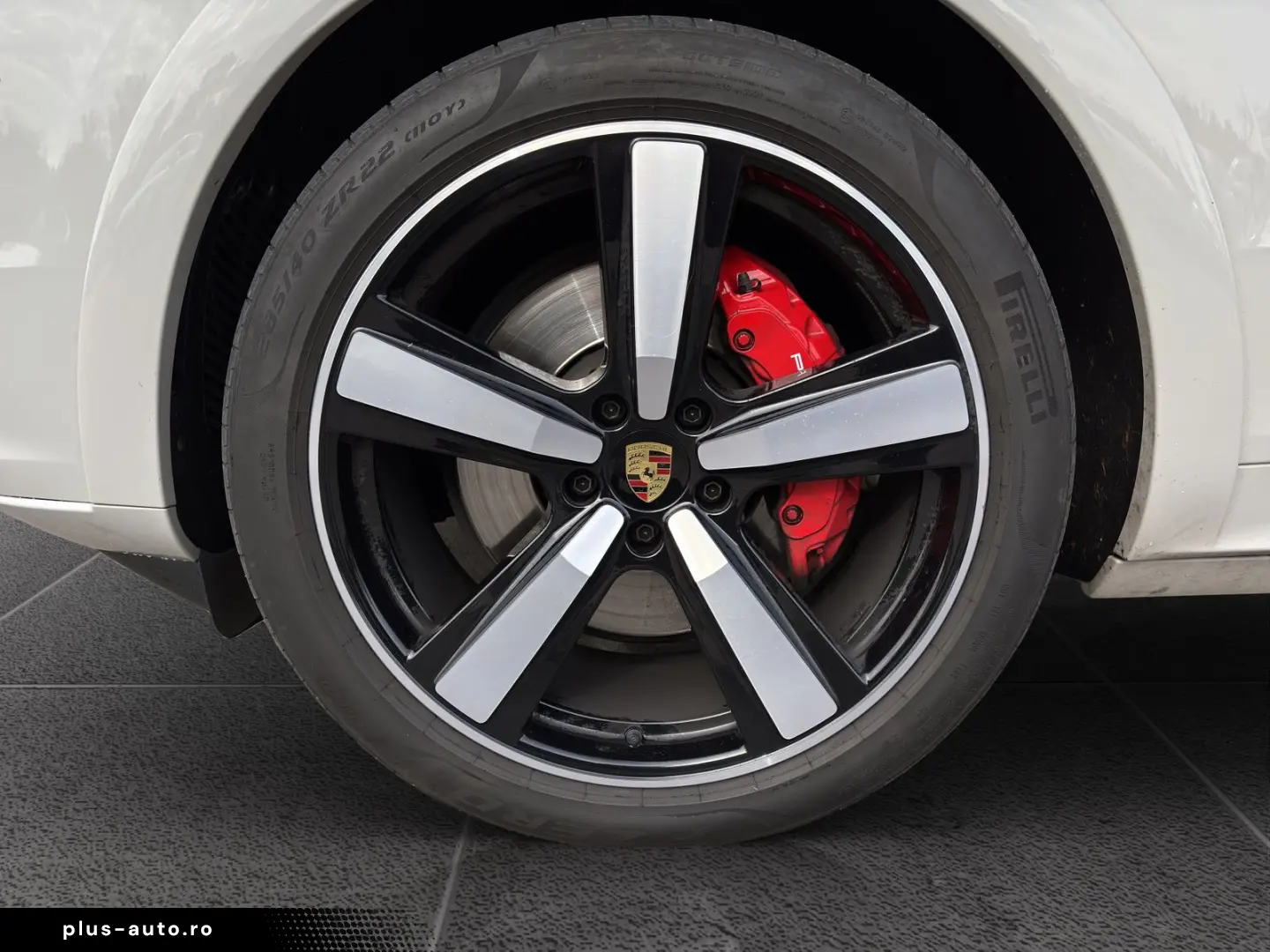 Cayenne E-Hybrid   SportDesign Paket   22-Zoll