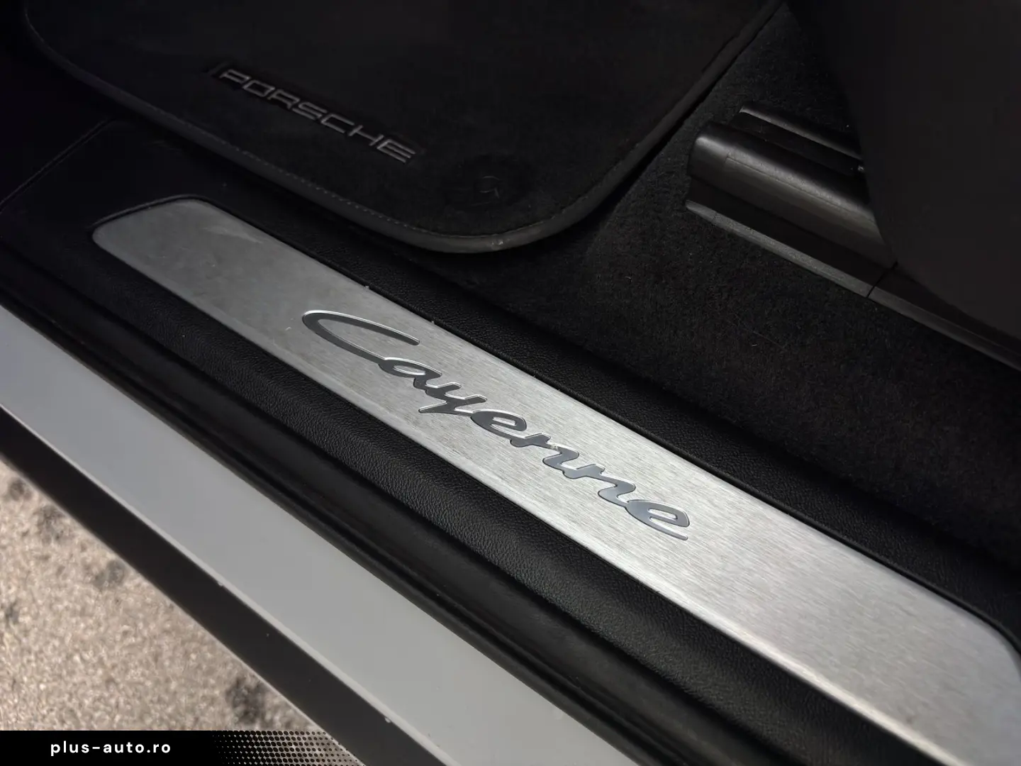 Cayenne E-Hybrid   SportDesign Paket   22-Zoll