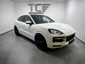 Cayenne Coupe III E-Hybrid Beifahrerdisplay  18