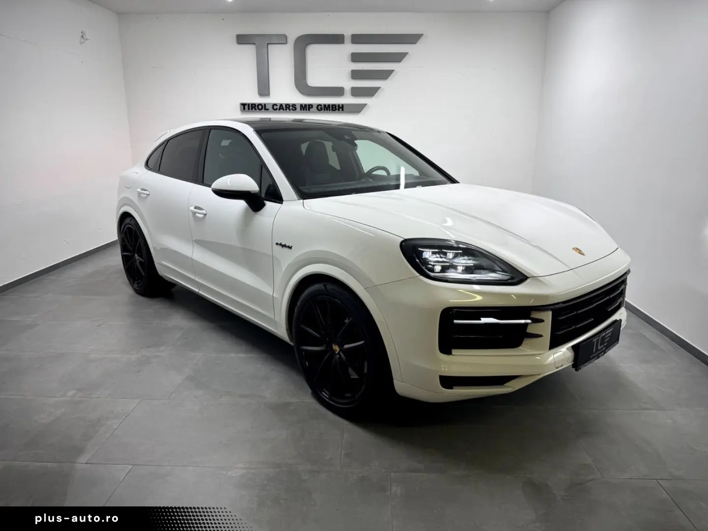 Cayenne Coupe III E-Hybrid Beifahrerdisplay  18