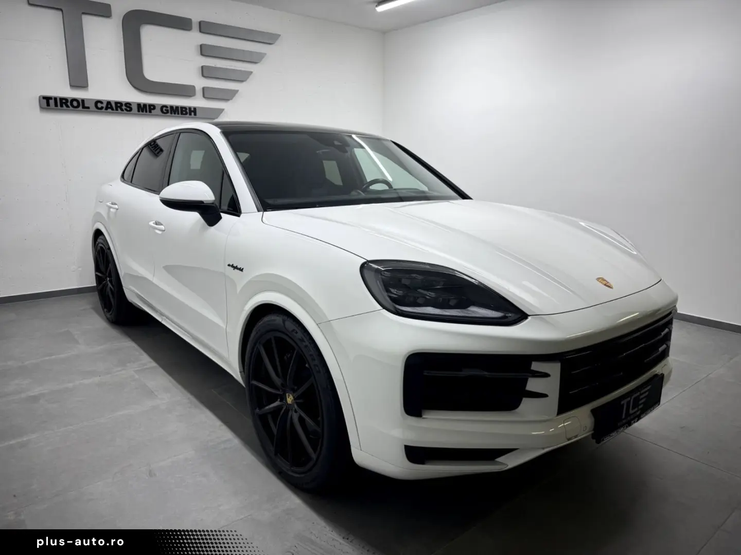 Cayenne Coupe III E-Hybrid Beifahrerdisplay  18
