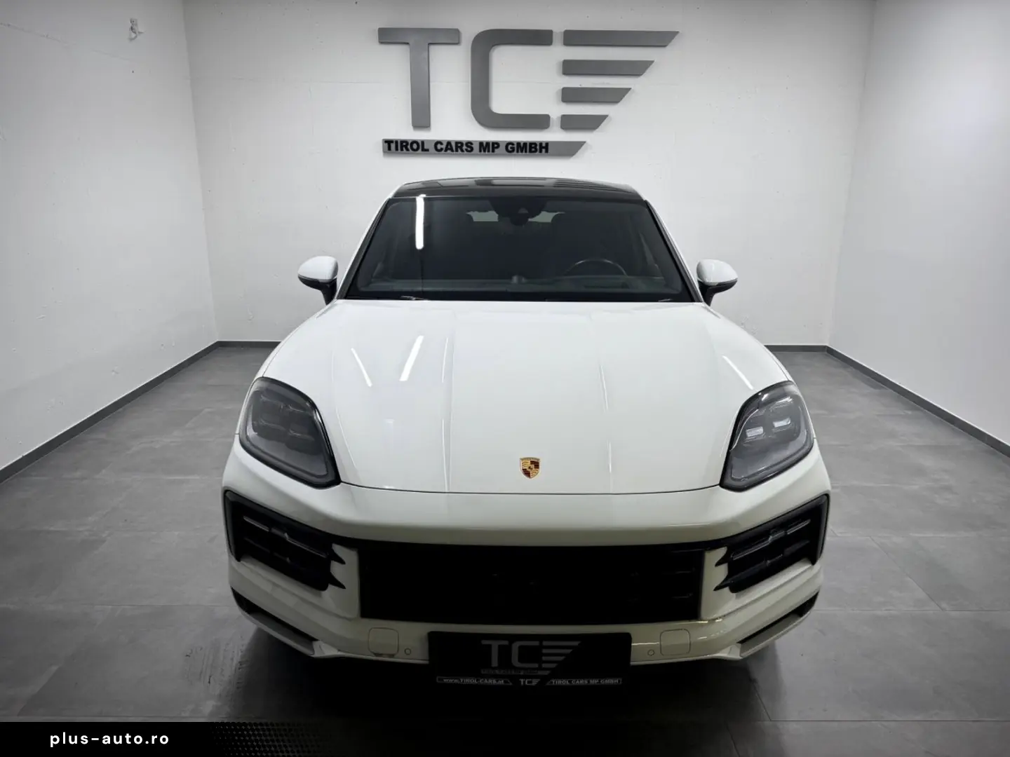 Cayenne Coupe III E-Hybrid Beifahrerdisplay  18