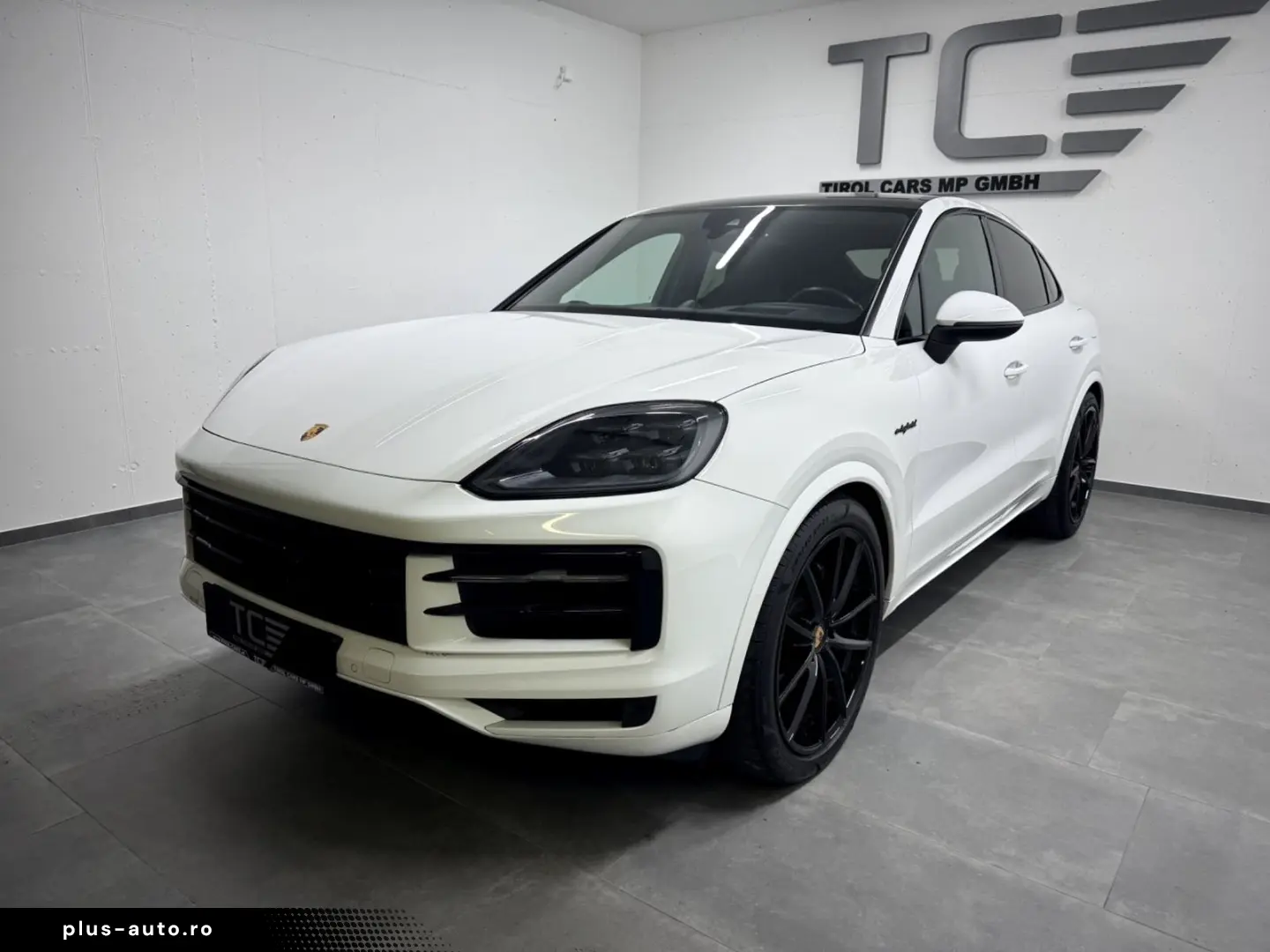 Cayenne Coupe III E-Hybrid Beifahrerdisplay  18