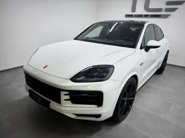 Cayenne Coupe III E-Hybrid Beifahrerdisplay  18