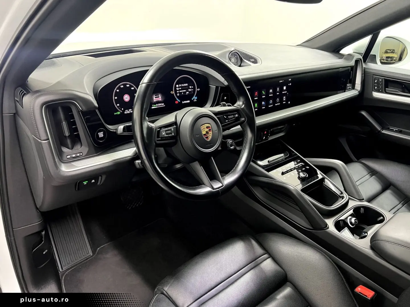 Cayenne Coupe III E-Hybrid Beifahrerdisplay  18