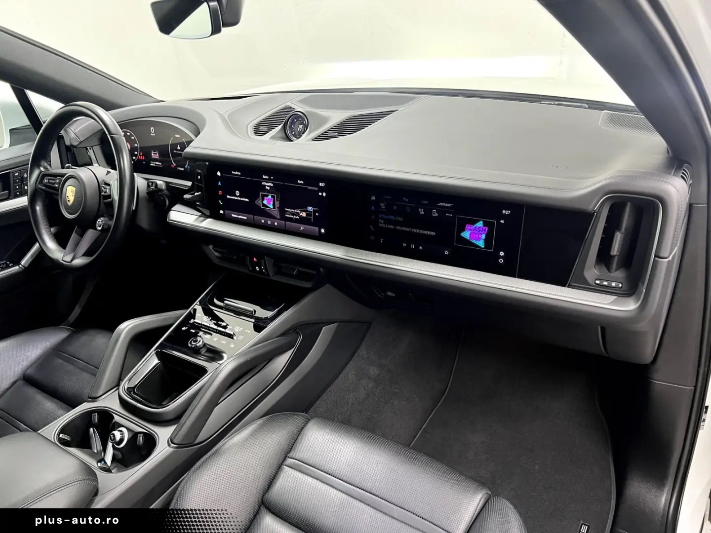 Cayenne Coupe III E-Hybrid Beifahrerdisplay  18