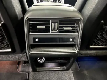 Cayenne Coupe III E-Hybrid Beifahrerdisplay  18