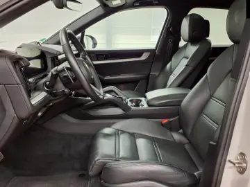 Cayenne S E-Hybrid Inno Pano HD-Matrix PDCC 22