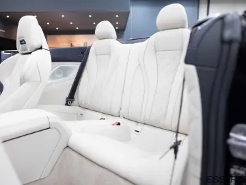 BMW M8 Competition xDrive Cabrio