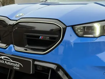 BMW M5 M Performance