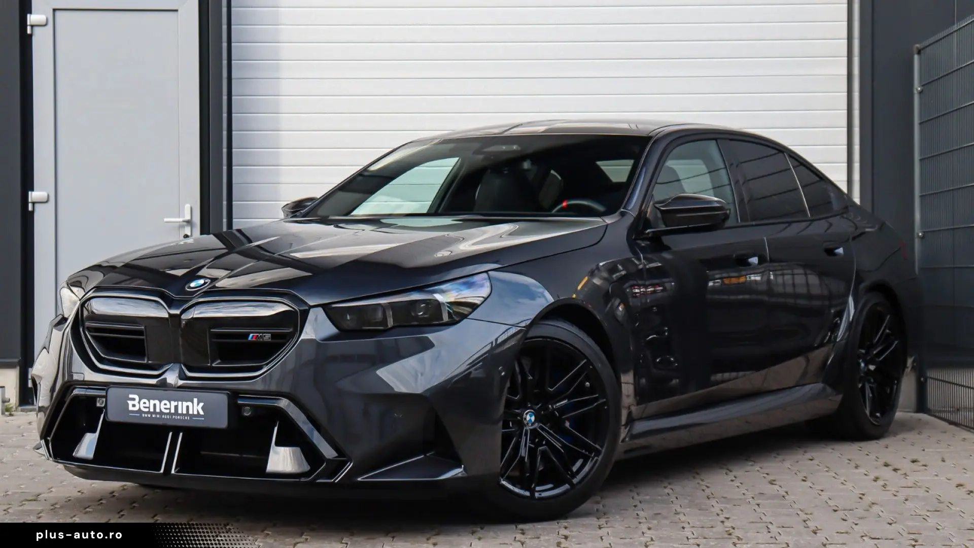 BMW M5 Sedan  Carbon Pack