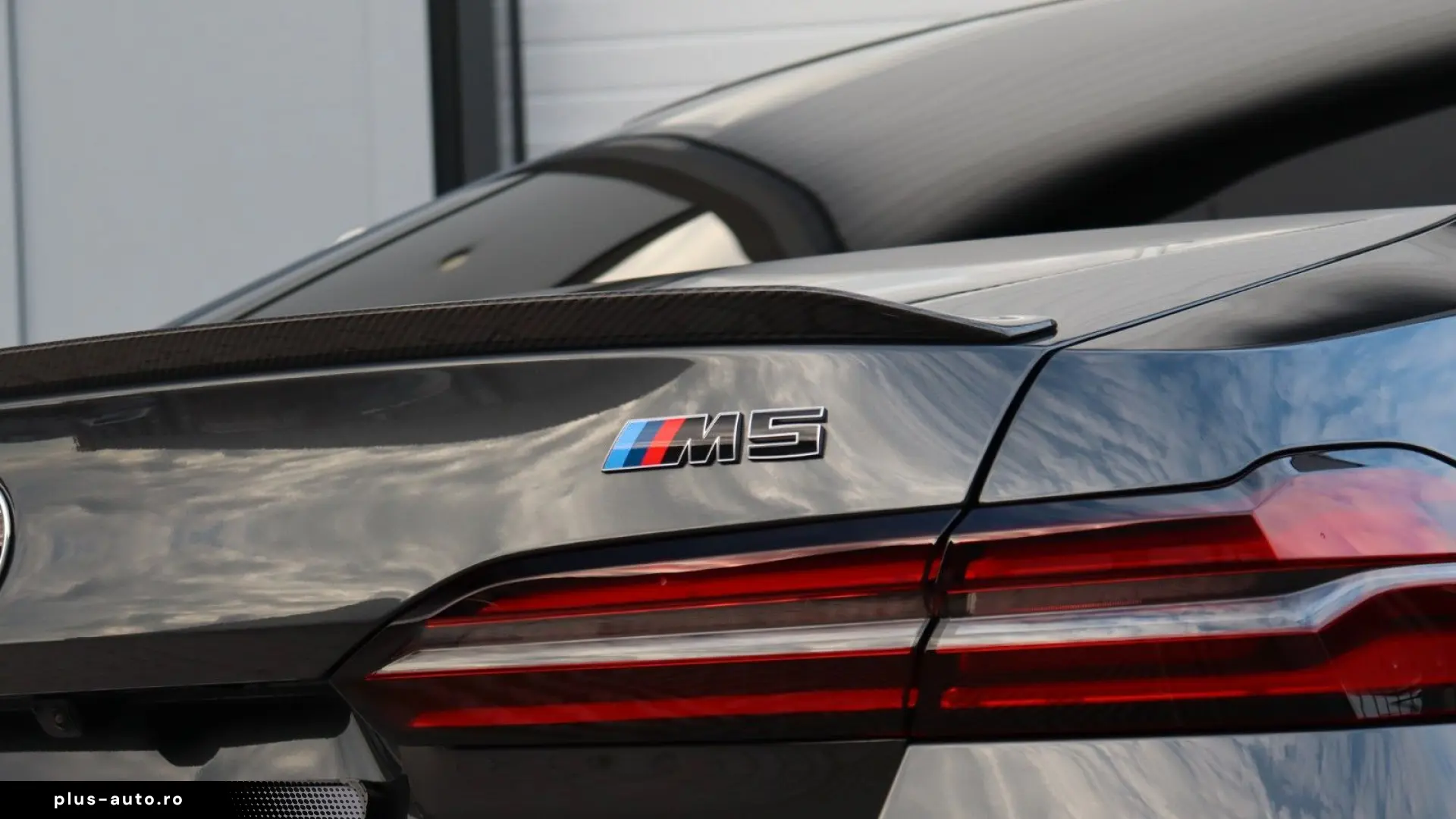 BMW M5 Sedan  Carbon Pack