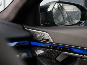 BMW M5 Sedan  Carbon Pack