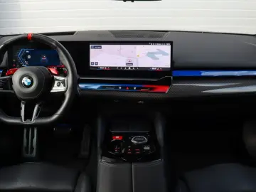 BMW M5 Sedan  Carbon Pack