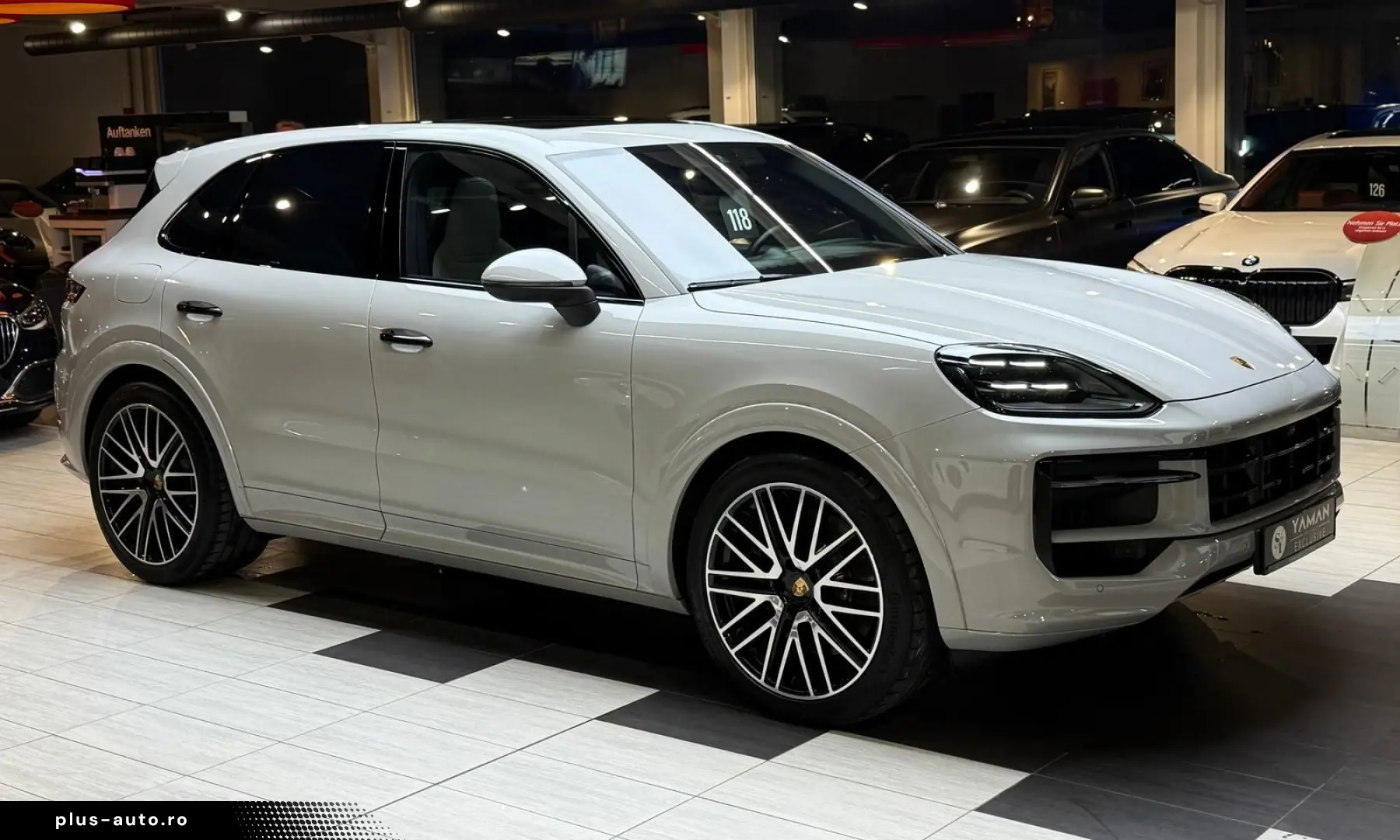 Cayenne S  Kreide Pano HuD InnoDrive Sport-Desig