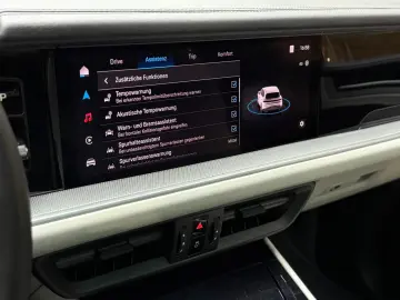 Cayenne S  Kreide Pano HuD InnoDrive Sport-Desig