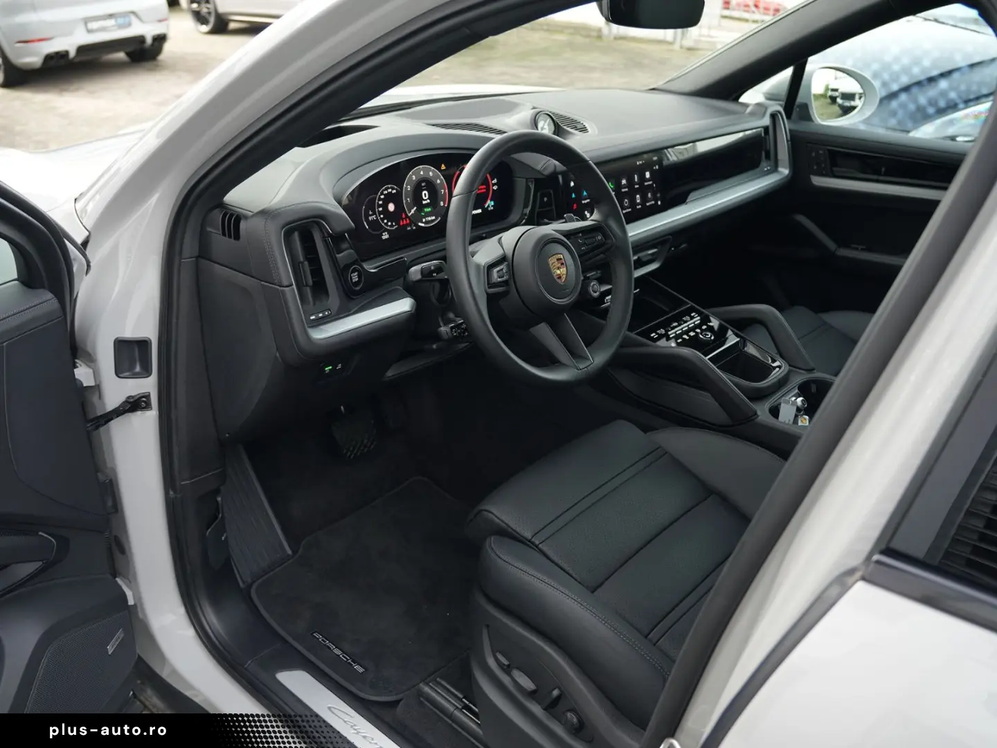 E-Hybrid Coupé ACC-LUFTF-PANO-HD-AHK-HUD-BOSE-RS